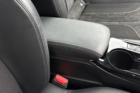 WU20ZTJ PEUGEOT 2008 1.2 PureTech GT EAT Euro 6 (s/s) 5dr Thumbnail #43