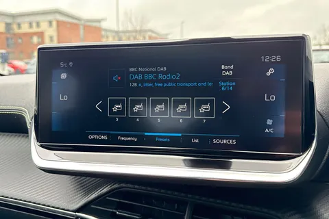 WU20ZTJ PEUGEOT 2008 1.2 PureTech GT EAT Euro 6 (s/s) 5dr Thumbnail #46