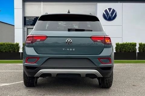 Volkswagen T-Roc 1.0 TSI Match Euro 6 (s/s) 5dr Thumbnail #4