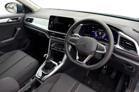 Volkswagen T-Roc 1.0 TSI Match Euro 6 (s/s) 5dr Thumbnail #13