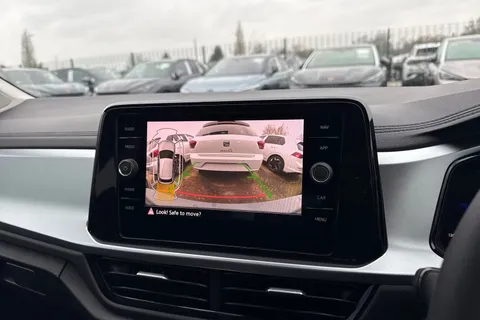 Volkswagen T-Roc 1.0 TSI Match Euro 6 (s/s) 5dr Thumbnail #46