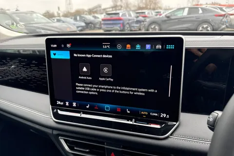  Volkswagen Tiguan 2.0 TDI Elegance DSG Euro 6 (s/s) 5dr Thumbnail #43