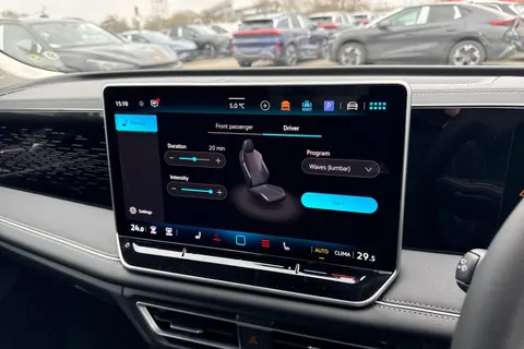  Volkswagen Tiguan 2.0 TDI Elegance DSG Euro 6 (s/s) 5dr Thumbnail #49