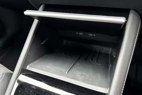  Volkswagen Tiguan 2.0 TDI Elegance DSG Euro 6 (s/s) 5dr Thumbnail #52