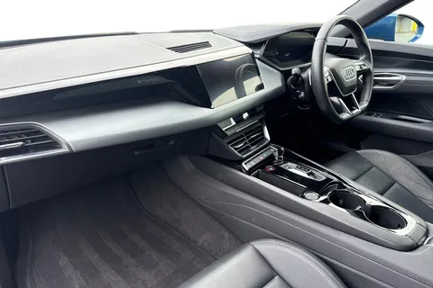 VE71AXX Audi e-tron GT GT quattro 350,00 kW Thumbnail #16