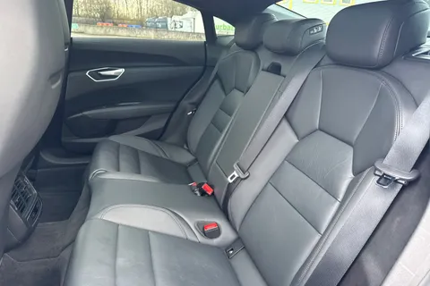 VE71AXX Audi e-tron GT GT quattro 350,00 kW Thumbnail #20