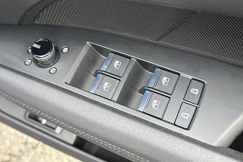 VE71AXX Audi e-tron GT GT quattro 350,00 kW Thumbnail #22