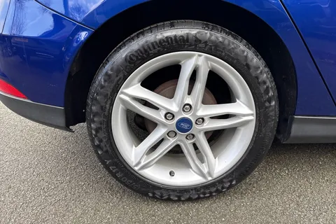 MC65HFM Ford Focus 1.0T EcoBoost Titanium Euro 6 (s/s) 5dr Thumbnail #11