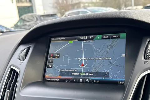 MC65HFM Ford Focus 1.0T EcoBoost Titanium Euro 6 (s/s) 5dr Thumbnail #17