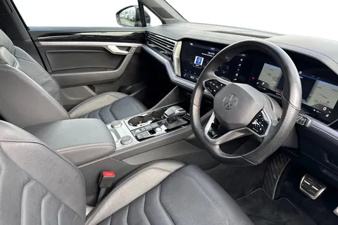 DA71TZZ Volkswagen Touareg 3.0 V6 TDI 4Motion Black Edition 5dr Tip Auto | Tow Bar | Area View Camera Thumbnail #7