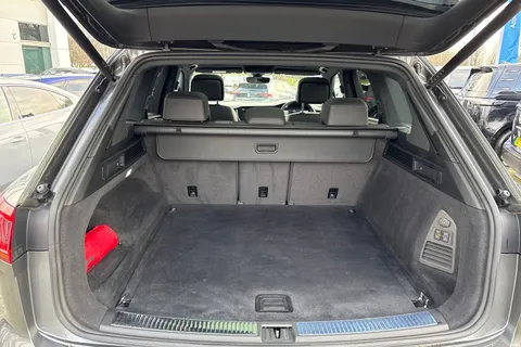 DA71TZZ Volkswagen Touareg 3.0 V6 TDI 4Motion Black Edition 5dr Tip Auto | Tow Bar | Area View Camera Thumbnail #9