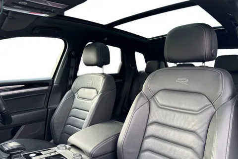 DA71TZZ Volkswagen Touareg 3.0 V6 TDI 4Motion Black Edition 5dr Tip Auto | Tow Bar | Area View Camera Thumbnail #10