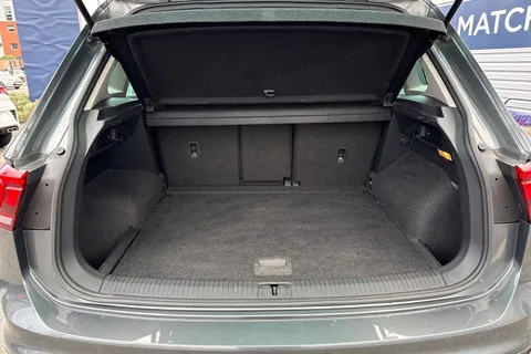 GF68EVV Volkswagen Tiguan 2.0 TDI SE Euro 6 (s/s) 5dr Thumbnail #7