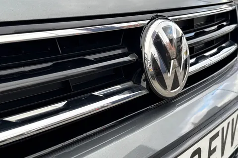 GF68EVV Volkswagen Tiguan 2.0 TDI SE Euro 6 (s/s) 5dr Thumbnail #26