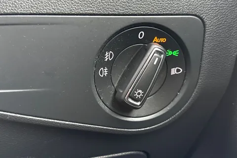 GF68EVV Volkswagen Tiguan 2.0 TDI SE Euro 6 (s/s) 5dr Thumbnail #36
