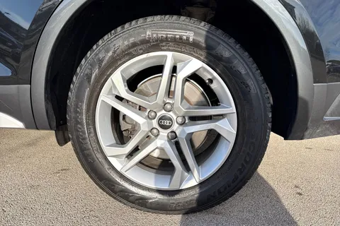 MC21HRL Audi Q5 2.0 TDI 40 Sport S Tronic quattro Euro 6 (s/s) 5dr Thumbnail #14