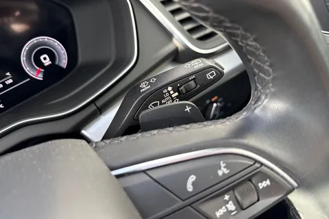 MC21HRL Audi Q5 2.0 TDI 40 Sport S Tronic quattro Euro 6 (s/s) 5dr Thumbnail #53