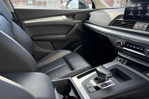 MC21HRL Audi Q5 2.0 TDI 40 Sport S Tronic quattro Euro 6 (s/s) 5dr Thumbnail #60