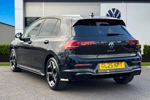 GL25KPT Volkswagen Golf 1.5 eTSI 150 R-Line 5dr DSG Thumbnail #3