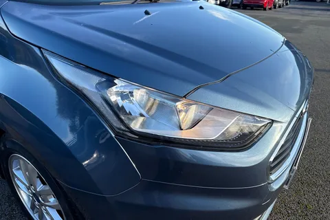 HJ20KZM Ford Grand Tourneo Connect 1.5 EcoBlue Titanium Auto Euro 6 (s/s) 5dr Thumbnail #9