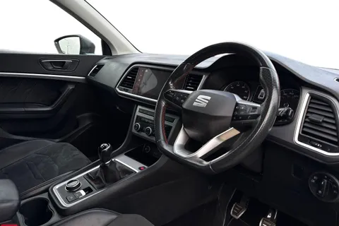 DG72EDU SEAT Ateca 1.5 TSI EVO FR Edition Euro 6 (s/s) 5dr Thumbnail #8