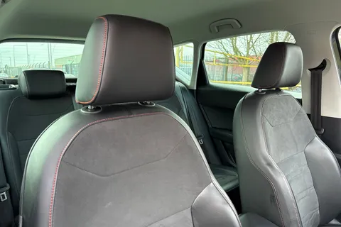 DG72EDU SEAT Ateca 1.5 TSI EVO FR Edition Euro 6 (s/s) 5dr Thumbnail #21