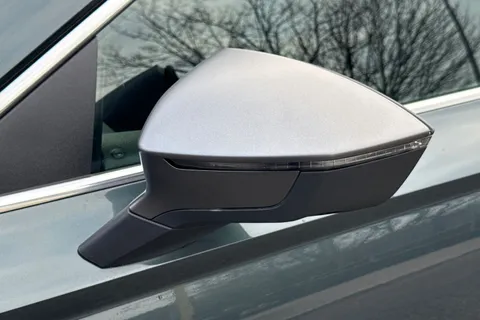 DG72EDU SEAT Ateca 1.5 TSI EVO FR Edition Euro 6 (s/s) 5dr Thumbnail #32