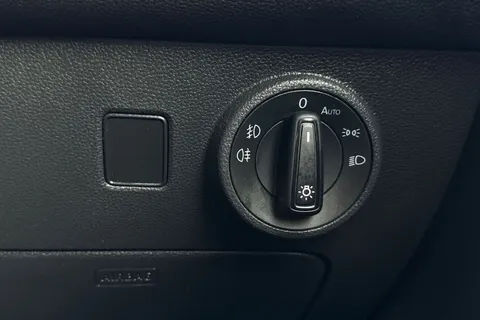 DG72EDU SEAT Ateca 1.5 TSI EVO FR Edition Euro 6 (s/s) 5dr Thumbnail #39