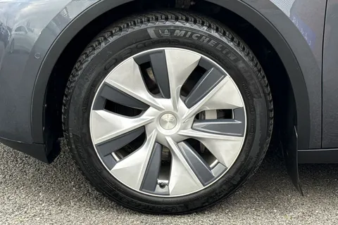 BU22YYK Tesla Model Y (Dual Motor) Long Range Auto 4WDE 5dr Thumbnail #14