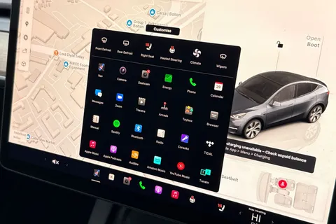 BU22YYK Tesla Model Y (Dual Motor) Long Range Auto 4WDE 5dr Thumbnail #48