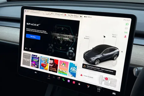 BU22YYK Tesla Model Y (Dual Motor) Long Range Auto 4WDE 5dr Thumbnail #49