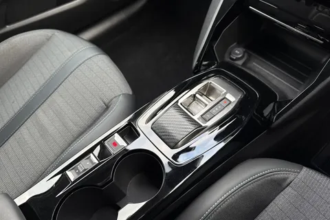 KW23GZH PEUGEOT 208 1.2 PureTech Allure Premium + EAT Euro 6 (s/s) 5dr Thumbnail #24