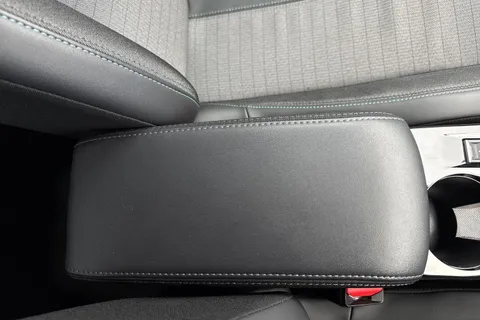 KW23GZH PEUGEOT 208 1.2 PureTech Allure Premium + EAT Euro 6 (s/s) 5dr Thumbnail #57