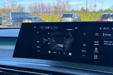 KM25VLH PEUGEOT 3008 1.2 HYBRID GT e-DSC6 Euro 6 (s/s) 5dr Thumbnail #22