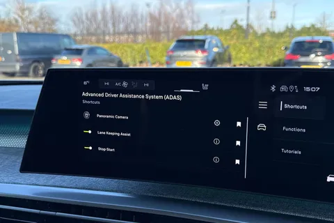 KM25VLH PEUGEOT 3008 1.2 HYBRID GT e-DSC6 Euro 6 (s/s) 5dr Thumbnail #45