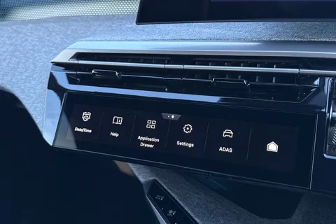 KM25VLH PEUGEOT 3008 1.2 HYBRID GT e-DSC6 Euro 6 (s/s) 5dr Thumbnail #50