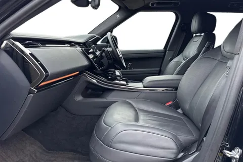 DV73URE Land Rover Range Rover Sport 3.0 P460e Autobiography 5dr Thumbnail #4