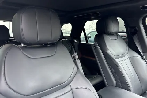 DV73URE Land Rover Range Rover Sport 3.0 P460e Autobiography 5dr Thumbnail #23