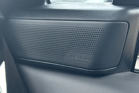 DV73URE Land Rover Range Rover Sport 3.0 P460e Autobiography 5dr Thumbnail #25