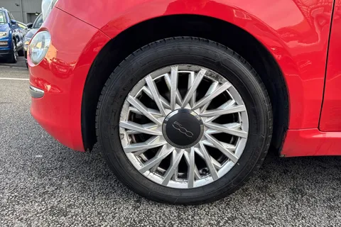 23 of 42 for FIAT 500 1.2 Lounge 3dr