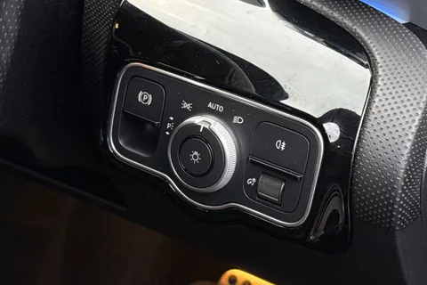 YF74HMG Mercedes-Benz Cla Class 200 AMG Line Executive 4dr Tip Auto Thumbnail #34