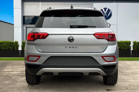 Volkswagen T-Roc 1.5 TSI Style Design Euro 6 (s/s) 5dr Thumbnail #4