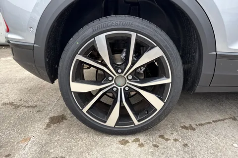 Volkswagen T-Roc 1.5 TSI Style Design Euro 6 (s/s) 5dr Thumbnail #11