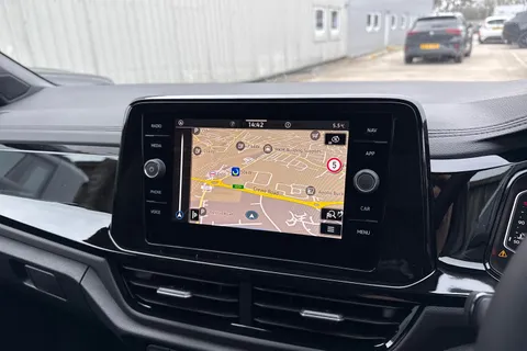 Volkswagen T-Roc 1.5 TSI Style Design Euro 6 (s/s) 5dr Thumbnail #16