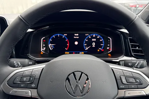 Volkswagen T-Roc 1.5 TSI Style Design Euro 6 (s/s) 5dr Thumbnail #32