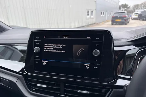 Volkswagen T-Roc 1.5 TSI Style Design Euro 6 (s/s) 5dr Thumbnail #45