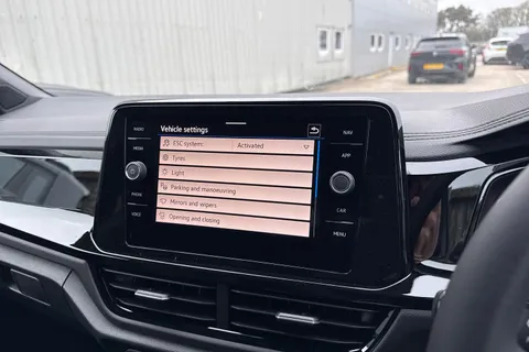 Volkswagen T-Roc 1.5 TSI Style Design Euro 6 (s/s) 5dr Thumbnail #47