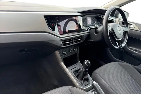 MT70ERJ Volkswagen Polo 1.0 TSI 95 Match 5dr Thumbnail #16