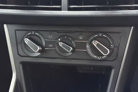 MT70ERJ Volkswagen Polo 1.0 TSI 95 Match 5dr Thumbnail #23