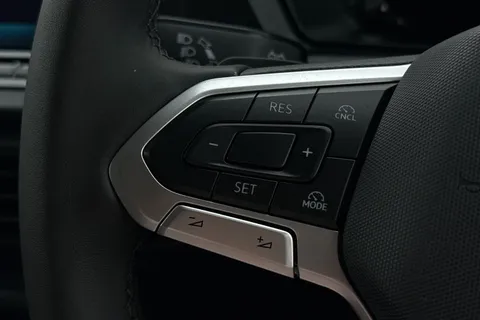 DC75KTD Volkswagen Caddy 2.0 TDI 122PS Commerce Pro Van DSG [Tech Pack] Thumbnail #37